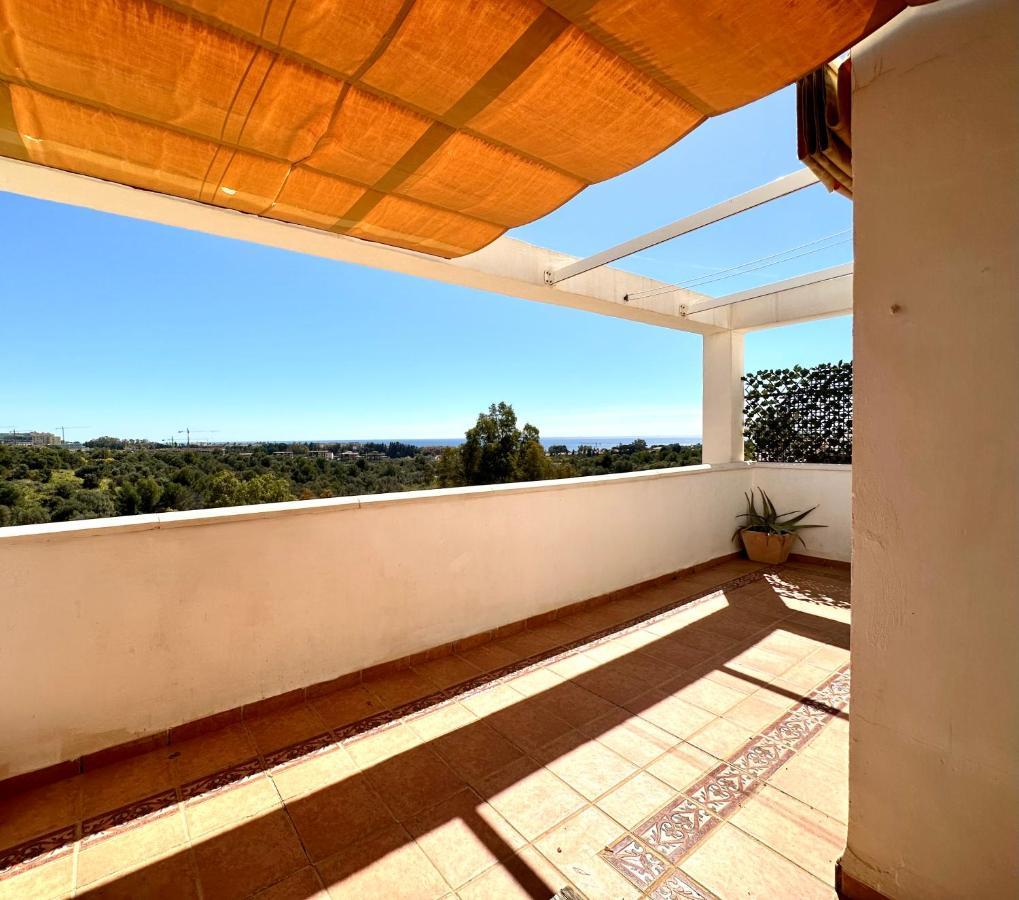 Moderno Apartamento Con Preciosas Vistas Al Mar En Urbanizacion Con Piscina - Rio Real 11 2G Marbella Exterior foto