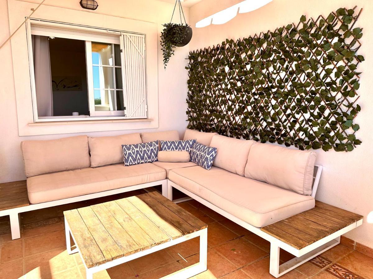 Moderno Apartamento Con Preciosas Vistas Al Mar En Urbanizacion Con Piscina - Rio Real 11 2G Marbella Exterior foto